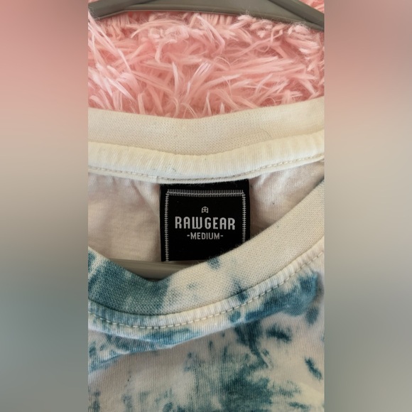 Raw gear crop top - Picture 3 of 3